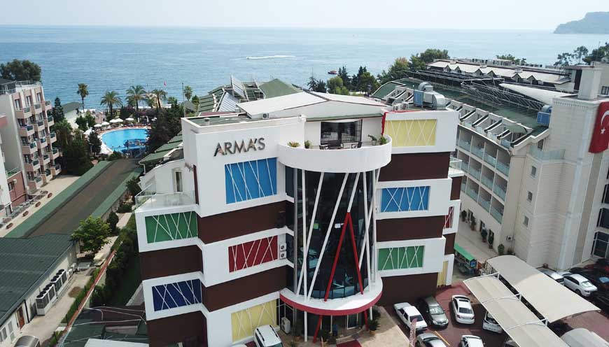 Arma's Beach Hotel