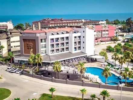 ISTANBUL BEACH HOTEL (EX.BLAUHIMMEL)