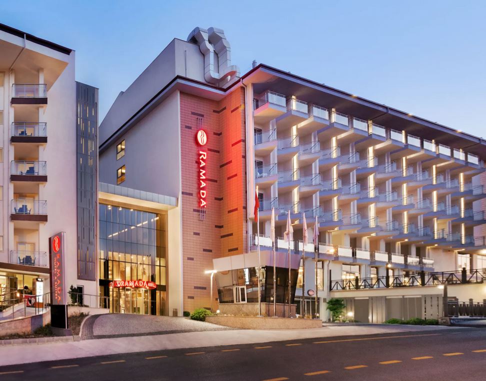 Ramada Hotel & Suites