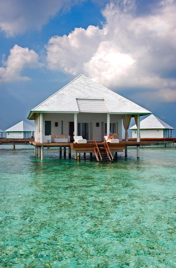 Diamonds Athuruga Beach & Water Villas (South Ari Atoll)