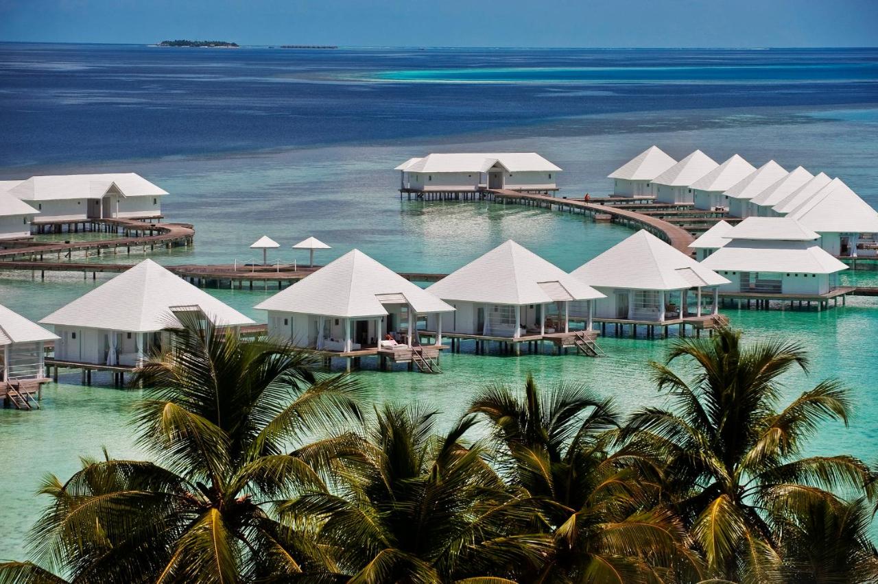 Diamonds Athuruga Beach & Water Villas (South Ari Atoll)