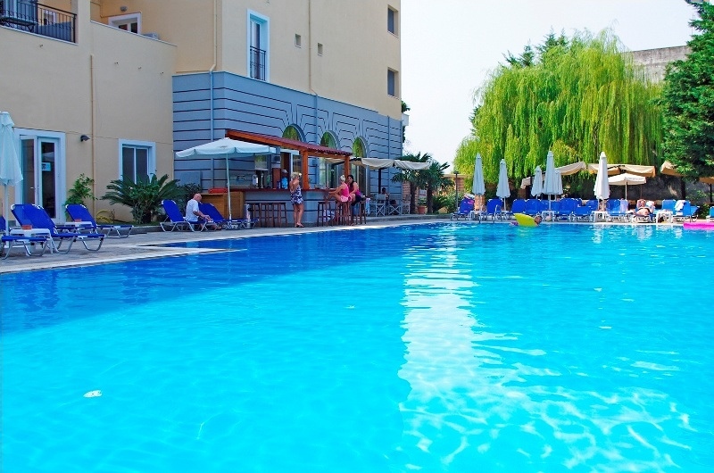 Hellinis Hotel (Corfu)