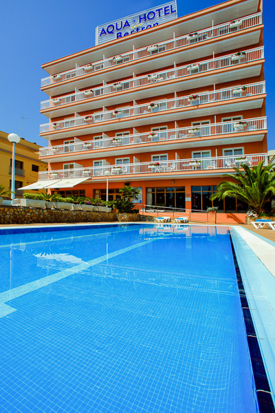 Aqua Hotel Bertran Park
